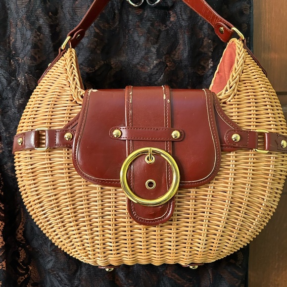 Sun n Sand Handbags - VTG pleather and wicker handbag, snap button closure. By Sun n Sand. Very cute!
